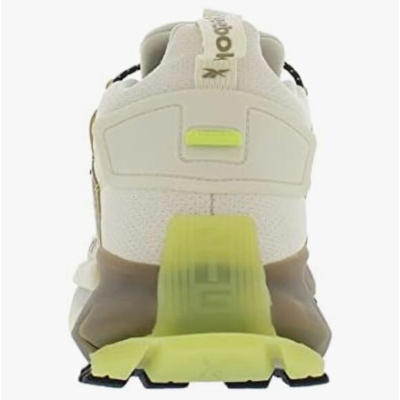 Size 11 - Reebok Zig Kinetica Edge Alabaster